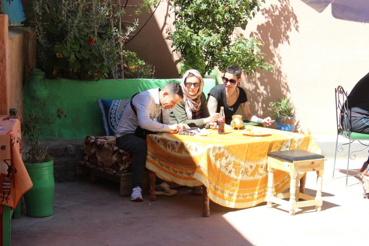 Maison D'Hote Anissa Restaurant Aït Baha Exteriör bild
